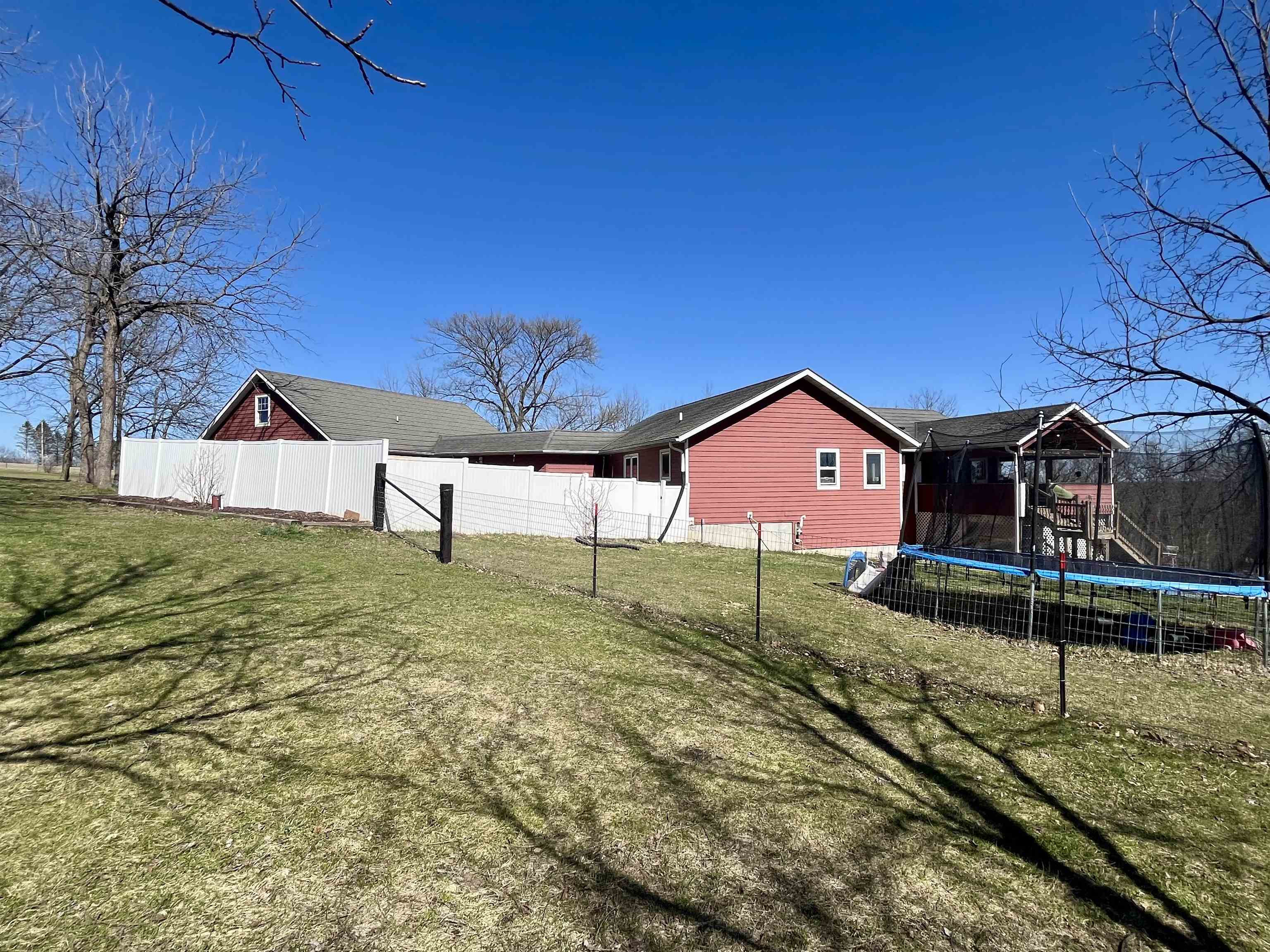 33453 Jeidy Hill Road Wauzeka, WI 53826 - Photo 15 of 53