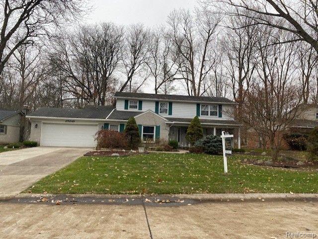 25249 Wykeshire Road Farmington Hills, MI 48336 - Photo 1 of 33