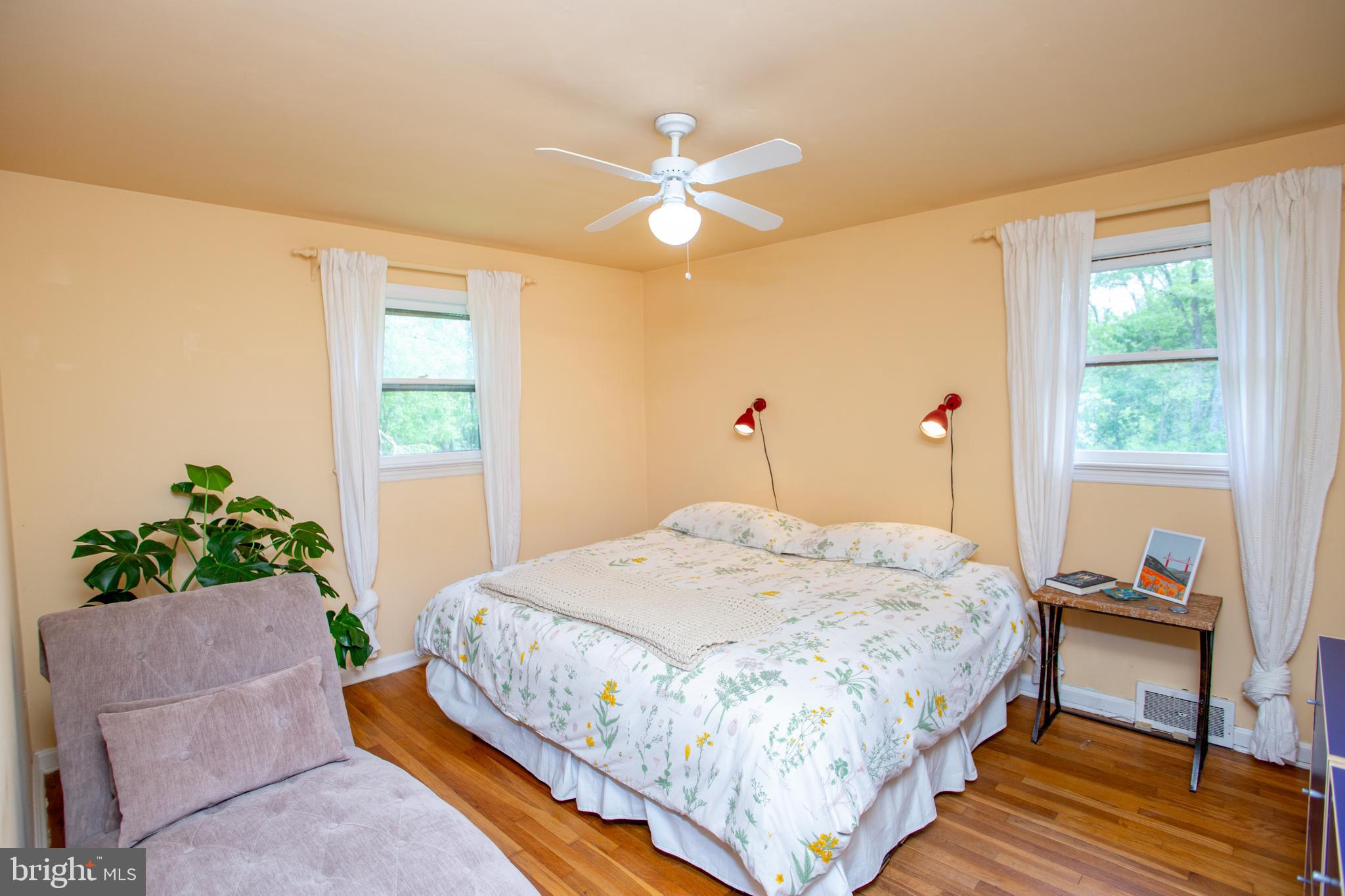 40 Union Road Clinton, NJ 08809 - Photo 17 of 41 Primary bedroom