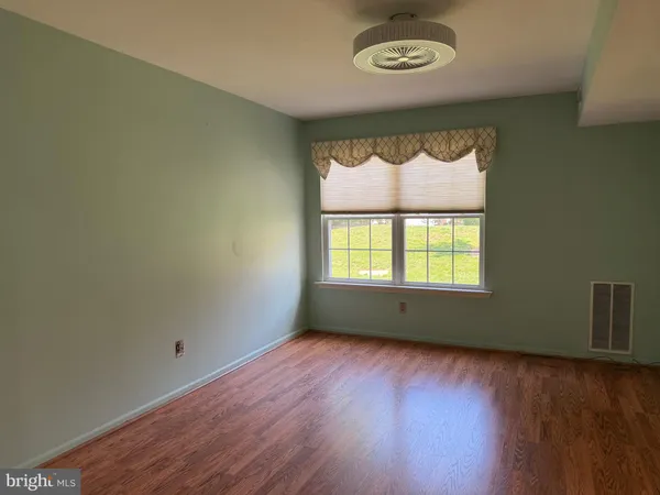 $350,000 | 16012 Beacon Hill Drive, Southampton, PA 18966