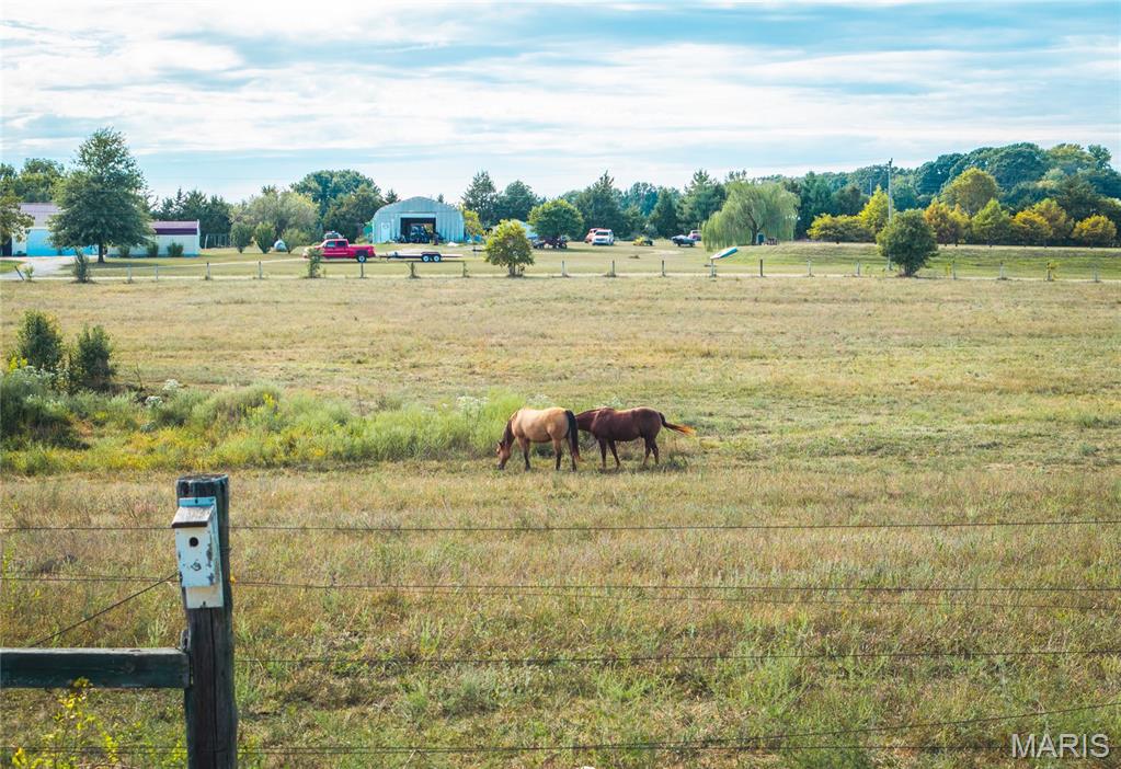 385 Woods Farm Road Sullivan, MO 63080 - Photo 11 of 60