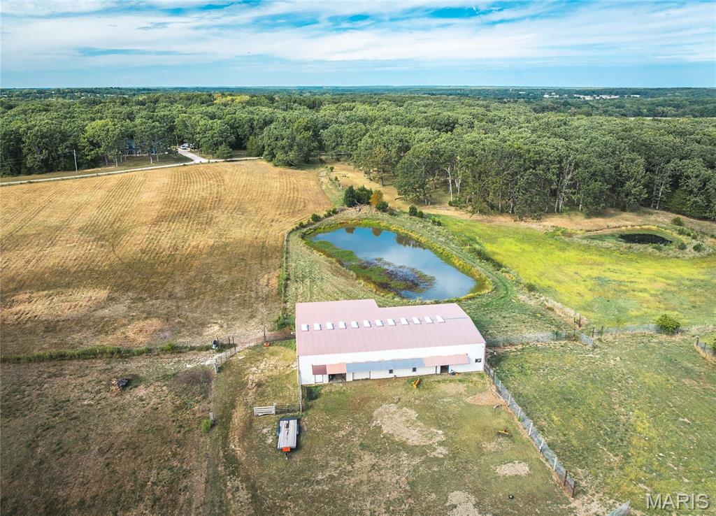 385 Woods Farm Road Sullivan, MO 63080 - Photo 12 of 60