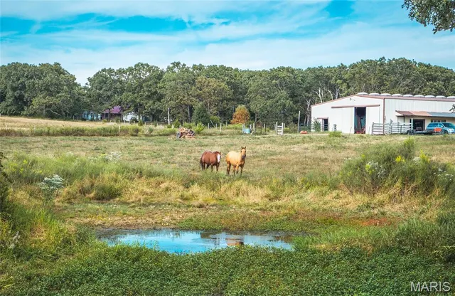 $610,000 | 385 Woods Farm Road, Sullivan, MO 63080