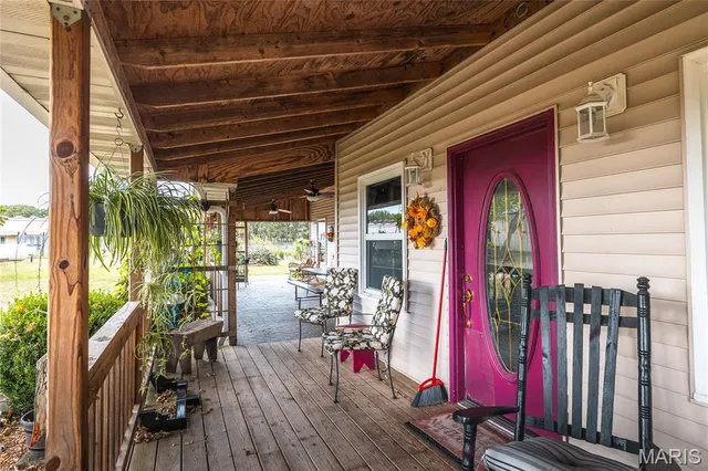 $610,000 | 385 Woods Farm Road, Sullivan, MO 63080