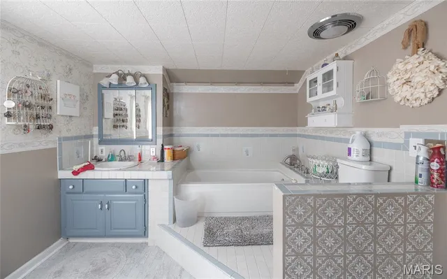 $610,000 | 385 Woods Farm Road, Sullivan, MO 63080