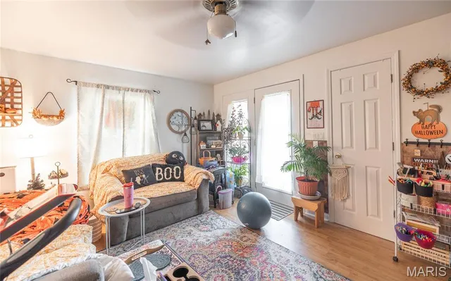 $610,000 | 385 Woods Farm Road, Sullivan, MO 63080