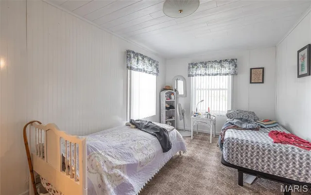 $610,000 | 385 Woods Farm Road, Sullivan, MO 63080