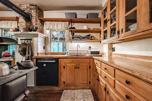 $825,000 | 217 Fire Ln 26, Brownfield, ME 04010