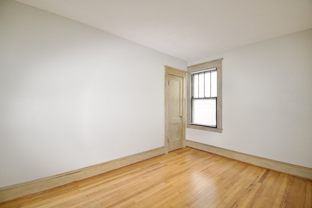 403-405 Main Street Springfield, MA 01151 - Photo 15 of 27 an empty room with a window
