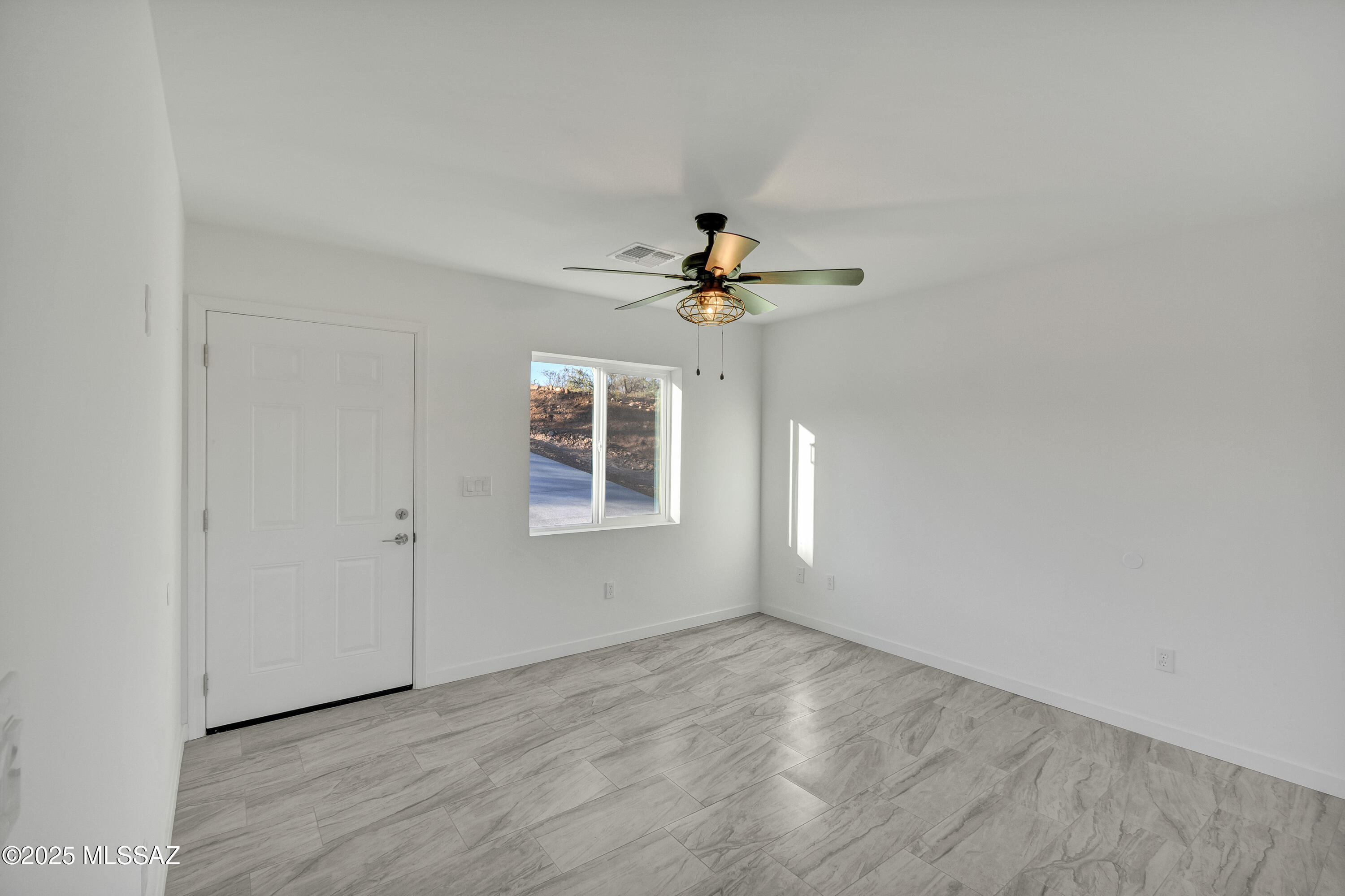 333 Camino Magnifico Rio Rico, AZ 85648 - Photo 10 of 43