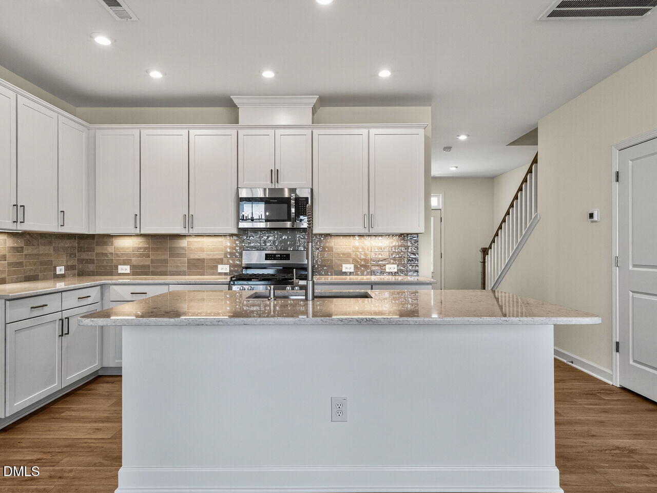 121 Restful Point Fuquay-Varina, NC 27526 - Photo 14 of 29 014-1280x960-kitchen