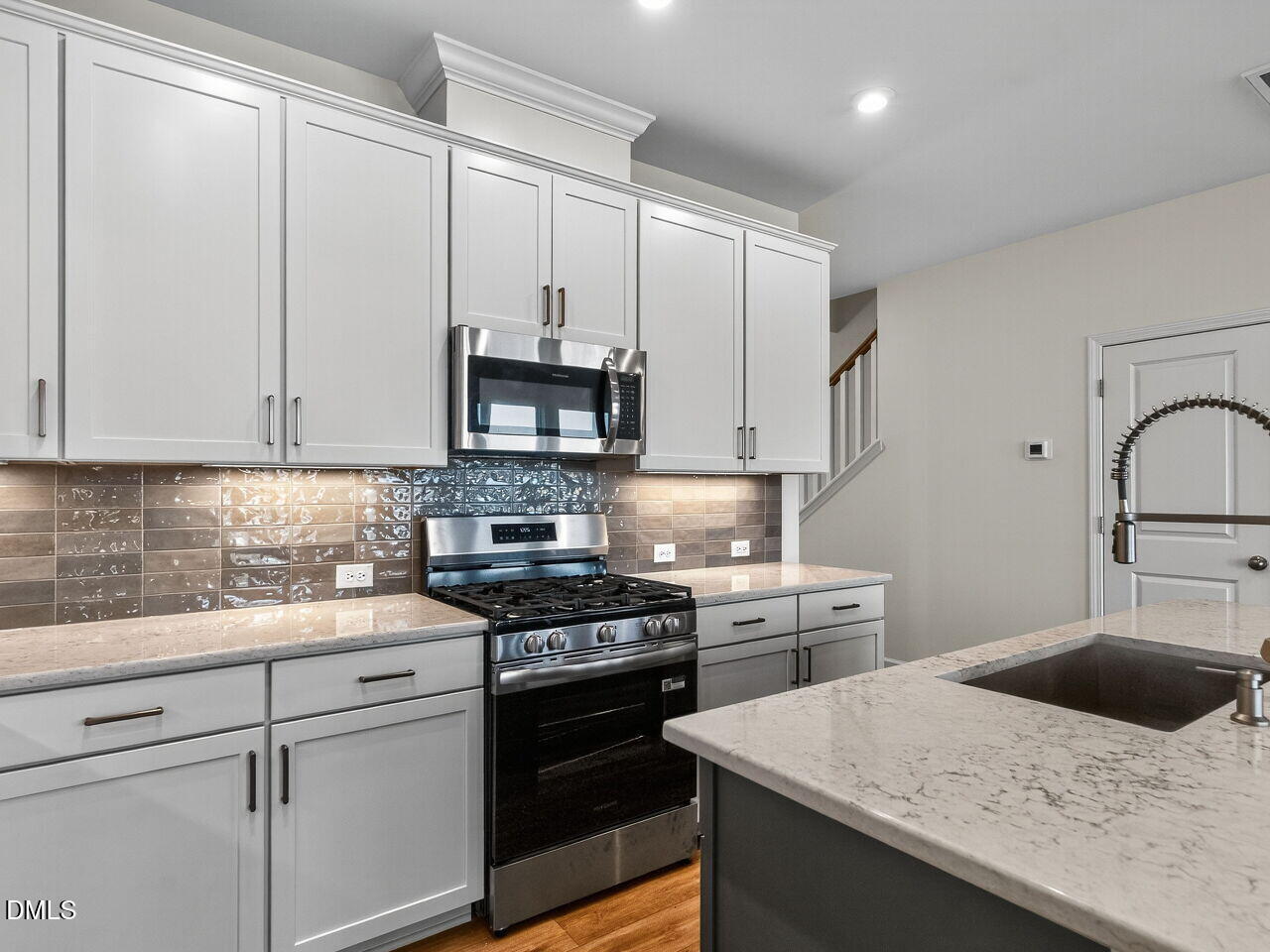 121 Restful Point Fuquay-Varina, NC 27526 - Photo 15 of 29 015-1280x960-kitchen