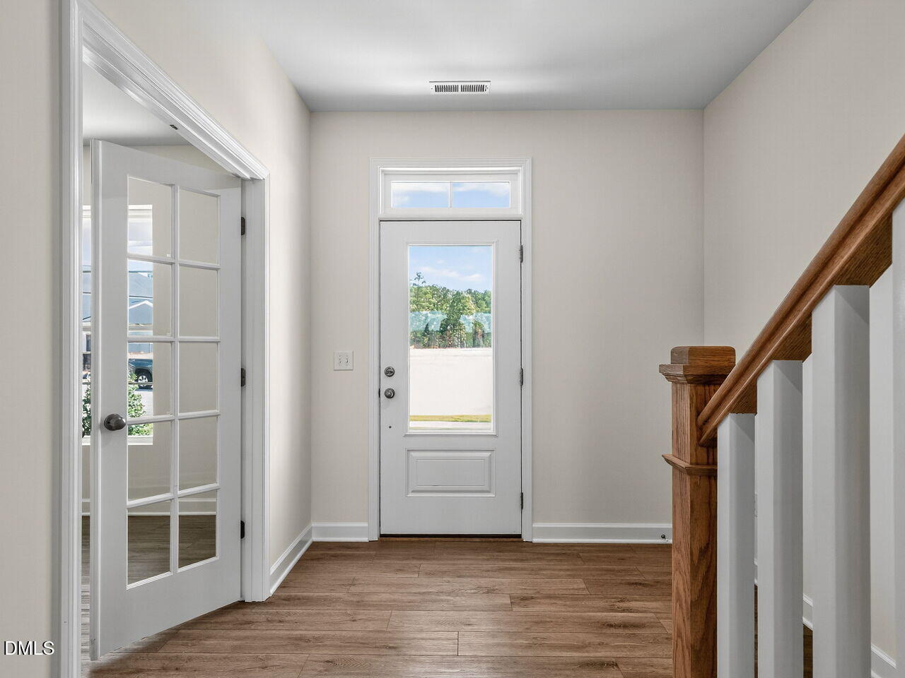 121 Restful Point Fuquay-Varina, NC 27526 - Photo 5 of 29 005-1280x960-foyer