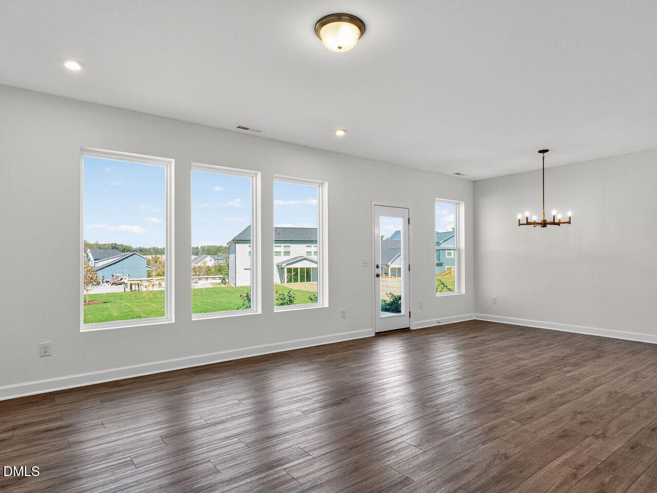 121 Restful Point Fuquay-Varina, NC 27526 - Photo 8 of 29 008-1280x960-family-room