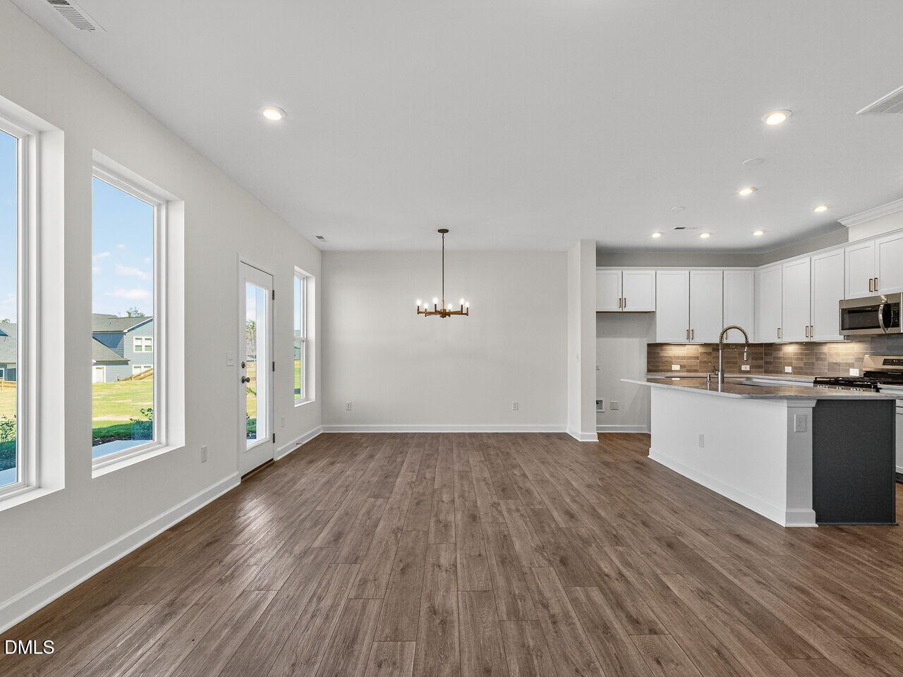 121 Restful Point Fuquay-Varina, NC 27526 - Photo 9 of 29 009-1280x960-family-room