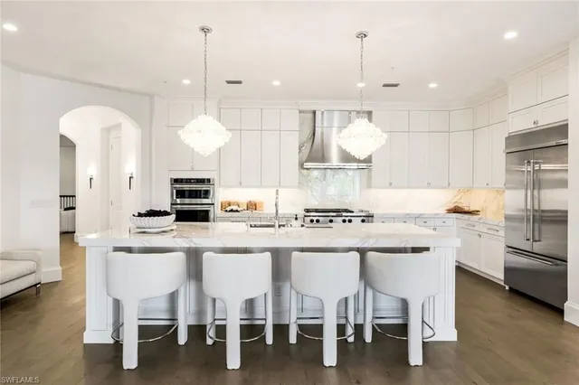 $2,399,000 | 16366 Corsica Way, Unit 201, Naples, FL 34110