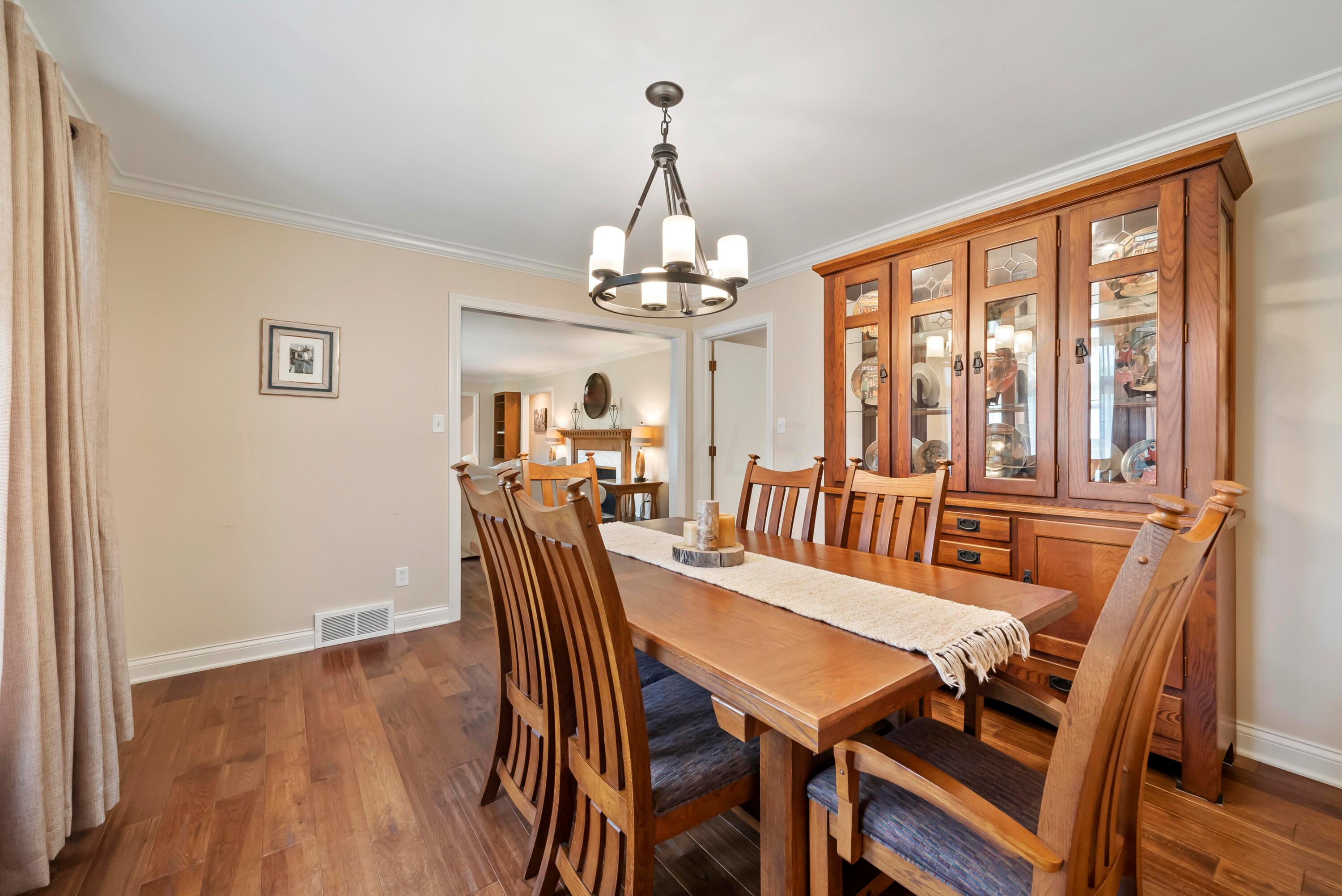 1490 Kirkley Road Columbus, OH 43221 - Photo 11 of 99 Dining Room