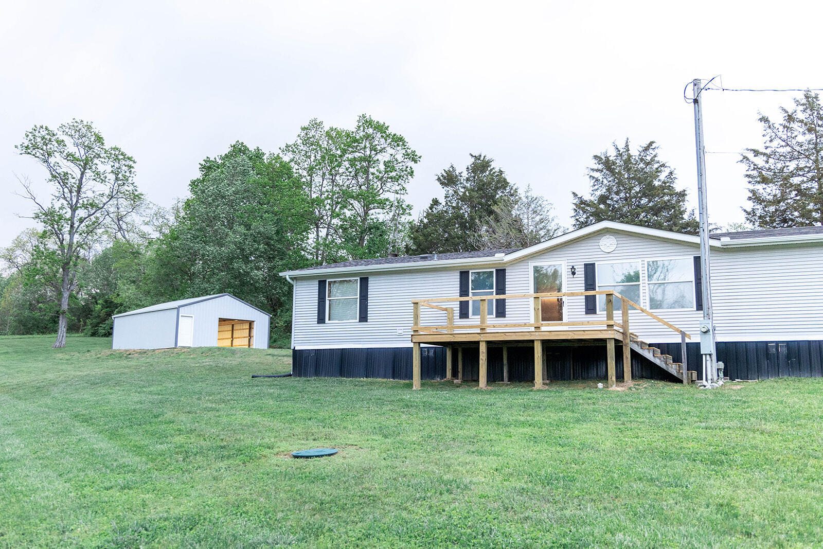 525 Ezra Hall Road Science Hill, KY 42553 - Photo 2 of 25 AEFBF7BA-E18B-4137-941E-0E3818161A5B