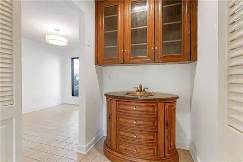 $425,000 | 4600 Neyrey Drive, Metairie, LA 70002