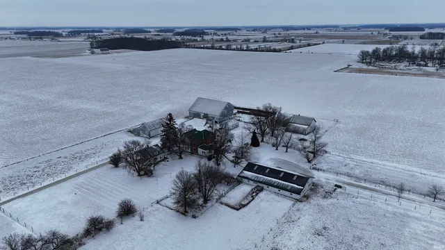 2101 East 300 South, Monroe, IN 46772