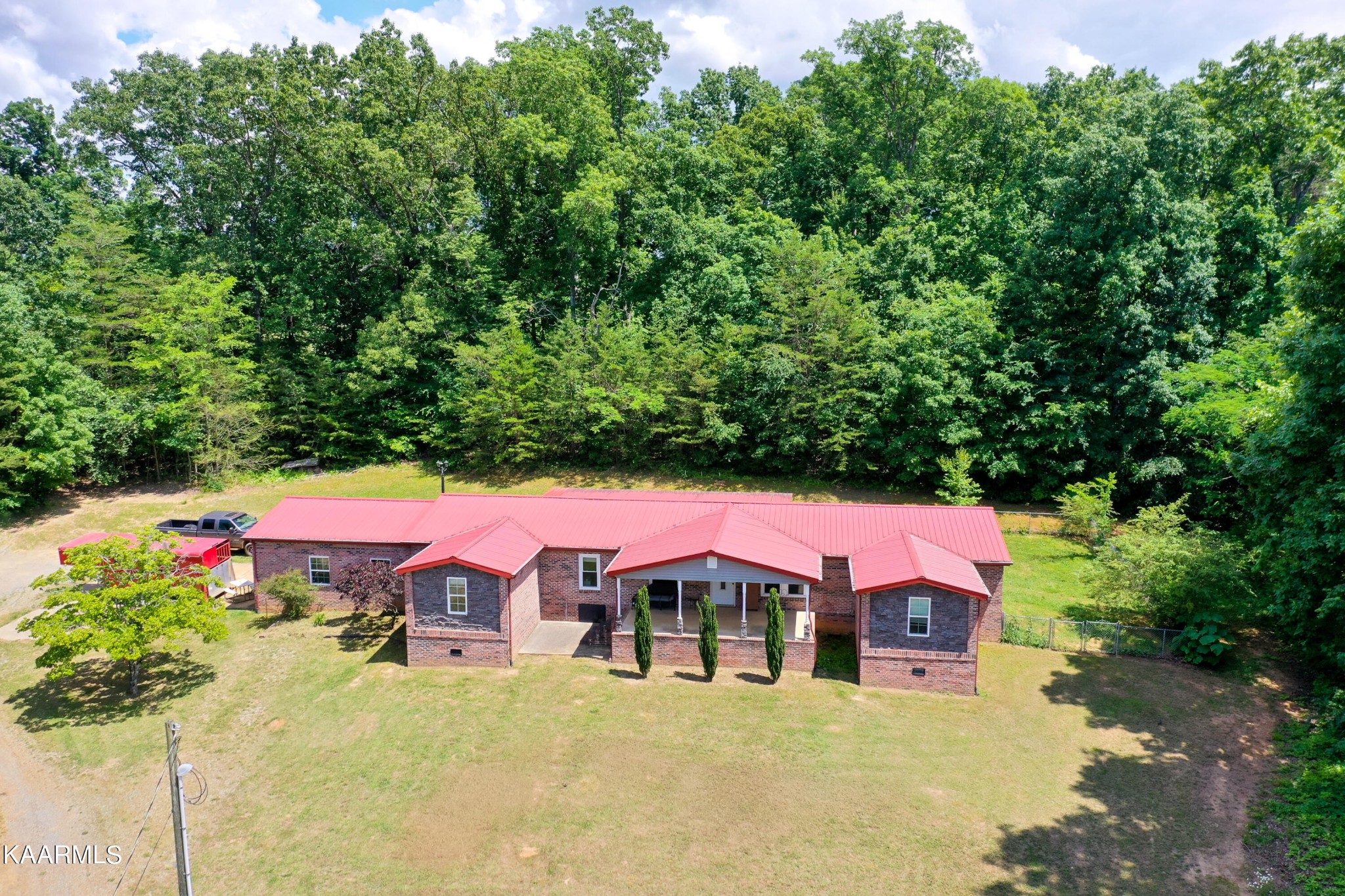 2250 Grey Ridge Road Maryville, TN 37801 - Photo 3 of 49 Gallery Image 3