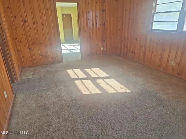 $57,900 | 1315 North St Mary's Circle, Greenville, MS 38703