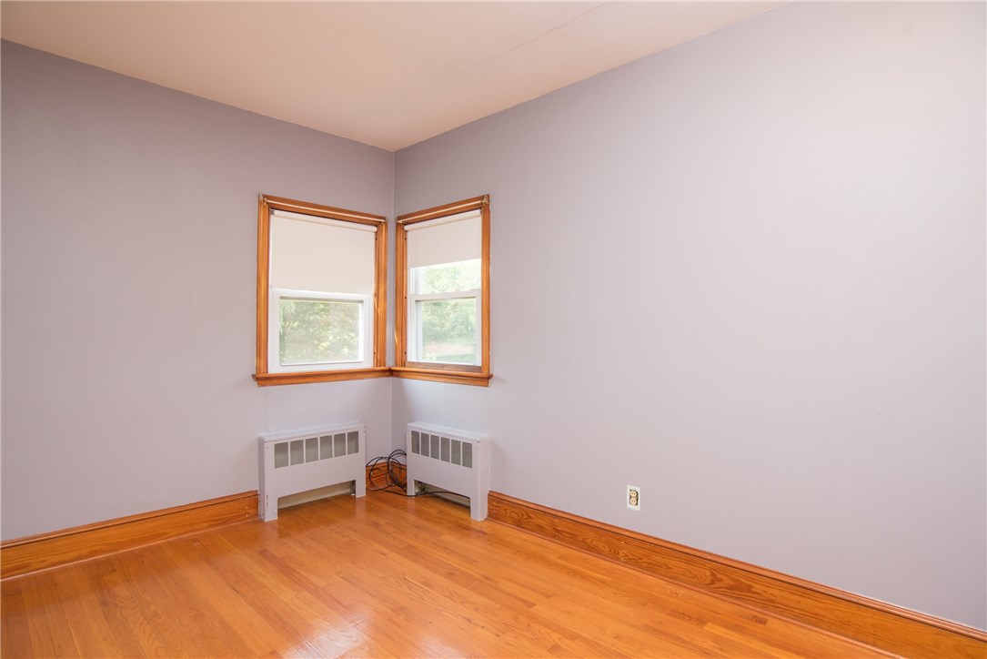 181 Point Judith Road Narragansett, RI 02882 - Photo 9 of 13 Gallery Image 9