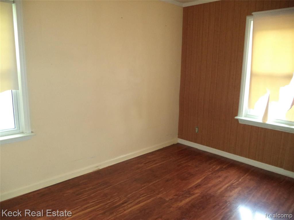 977 Montie Road Lincoln Park, MI 48146 - Photo 10 of 12