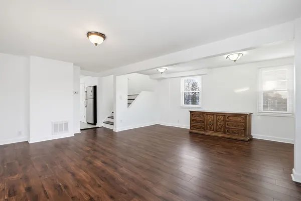 $359,000 | 8047 45th Place, Lyons, IL 60534