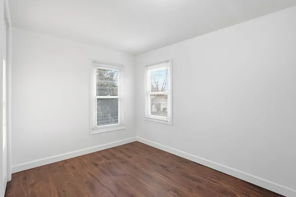 $359,000 | 8047 45th Place, Lyons, IL 60534