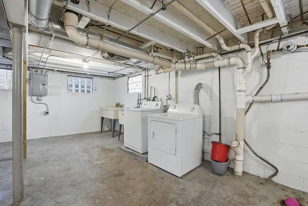 $359,000 | 8047 45th Place, Lyons, IL 60534