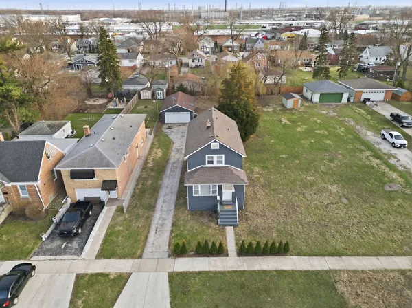 $359,000 | 8047 45th Place, Lyons, IL 60534