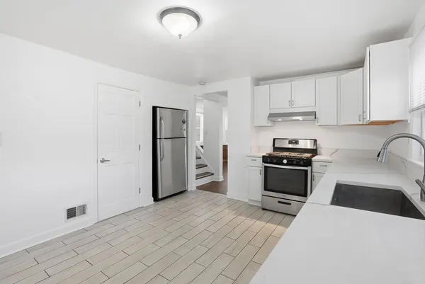 $359,000 | 8047 45th Place, Lyons, IL 60534