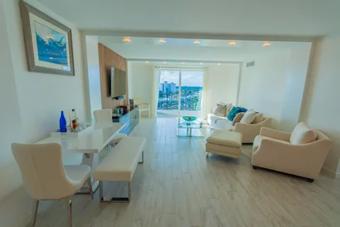 $375,000 | 1200 Marine Way, Unit 907, North Palm Beach, FL 33408