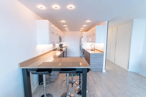 $375,000 | 1200 Marine Way, Unit 907, North Palm Beach, FL 33408