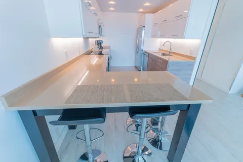 $375,000 | 1200 Marine Way, Unit 907, North Palm Beach, FL 33408