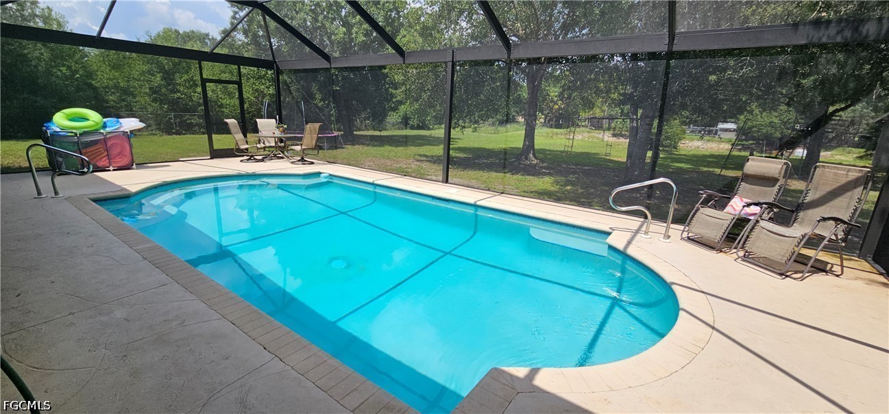 20101 Huffmaster Road North Fort Myers, FL 33917 - Photo 10 of 42 Gallery Image 10
