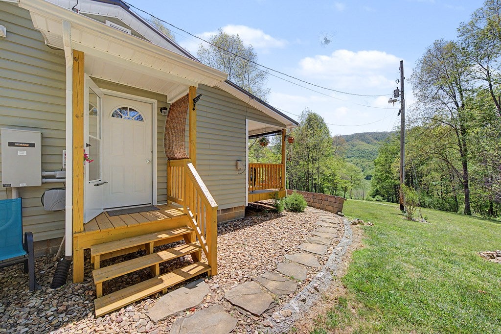 805 Sunset River Road Ceres, VA 24318 - Photo 14 of 77 Gallery Image 14