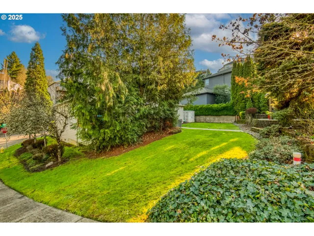 $759,000 | 7531 Southwest Crisp Drive, Beaverton, OR 97007