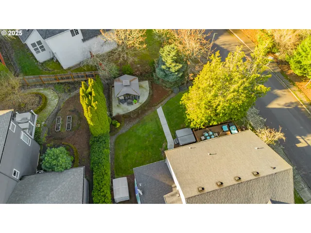 $759,000 | 7531 Southwest Crisp Drive, Beaverton, OR 97007