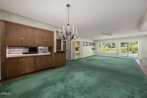 $1,899,000 | 1349 El Vago Street, La Canada Flintridge, CA 91011