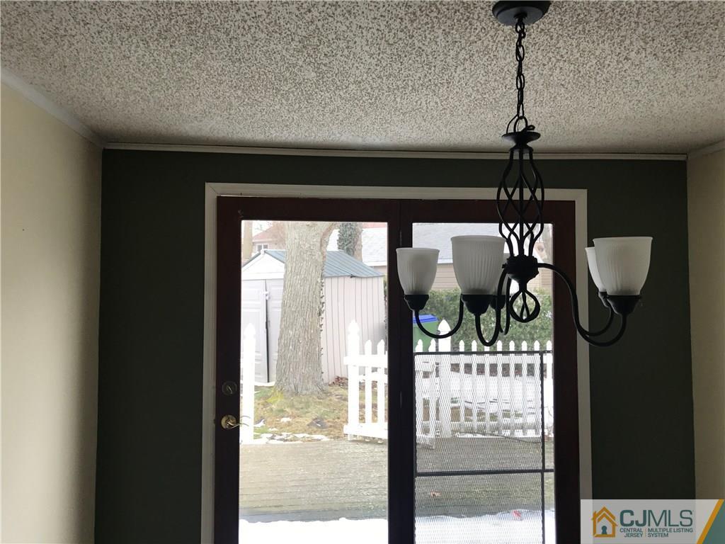 47 Kenmore Road Edison, NJ 08817 - Photo 13 of 14 a window in a room