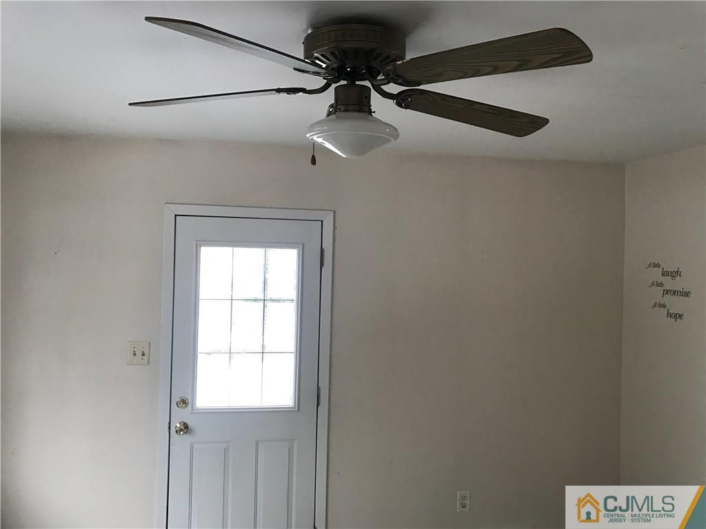 47 Kenmore Road Edison, NJ 08817 - Photo 7 of 14