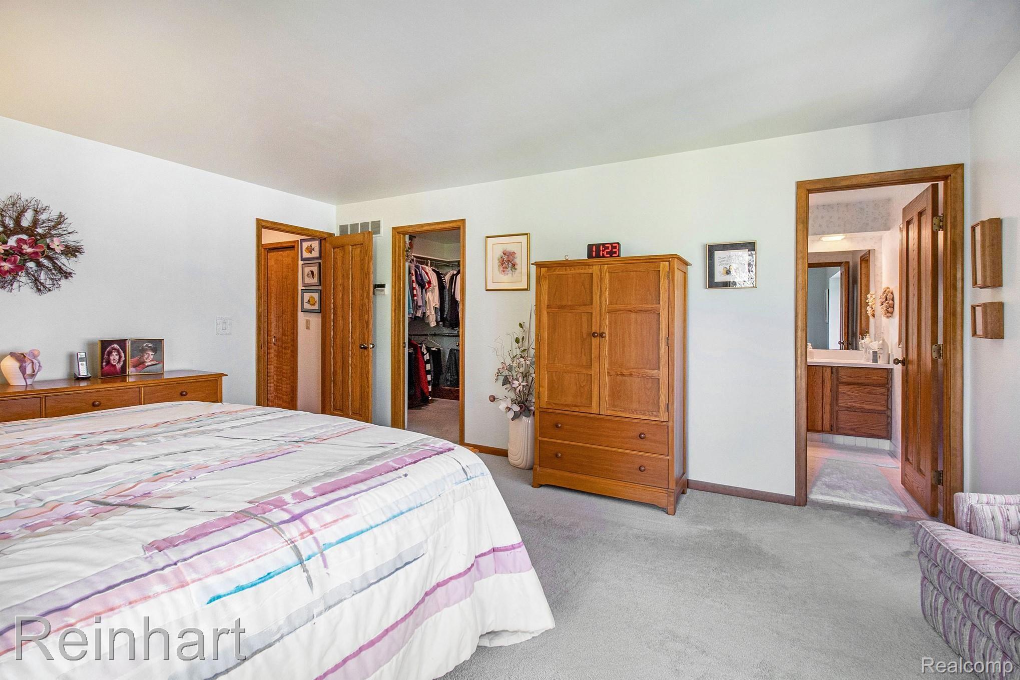 633 North Maxfield Road Brighton, MI 48114 - Photo 22 of 47 IMG_0872.jpg