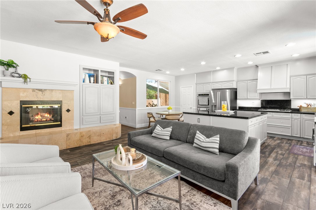 1522 Ravanusa Drive Henderson, NV 89052 - Photo 18 of 74