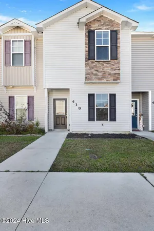 $1,400 | 438 Caldwell Loop, Jacksonville, NC 28546