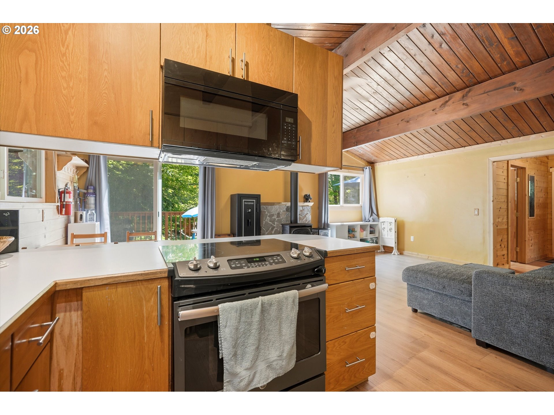71780 East Linden Road Rhododendron, OR 97049 - Photo 15 of 46