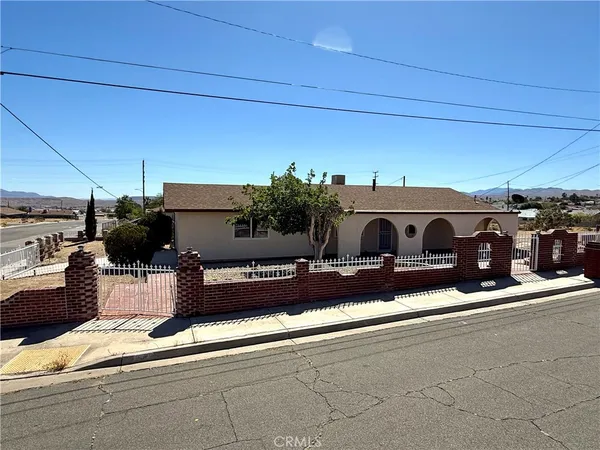 $275,000 | 1011 Manzanita Drive, Barstow, CA 92311