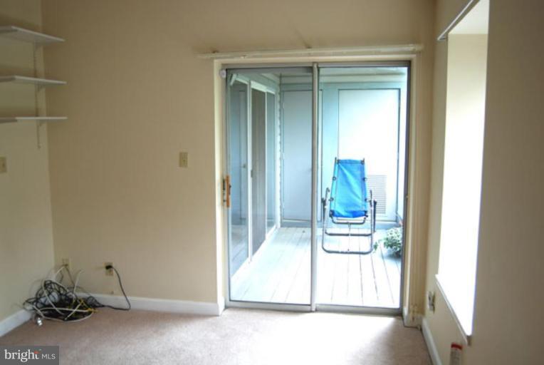 13708 Modrad Way, Unit 7B42 Silver Spring, MD 20904 - Photo 3 of 27 Bedroom #2