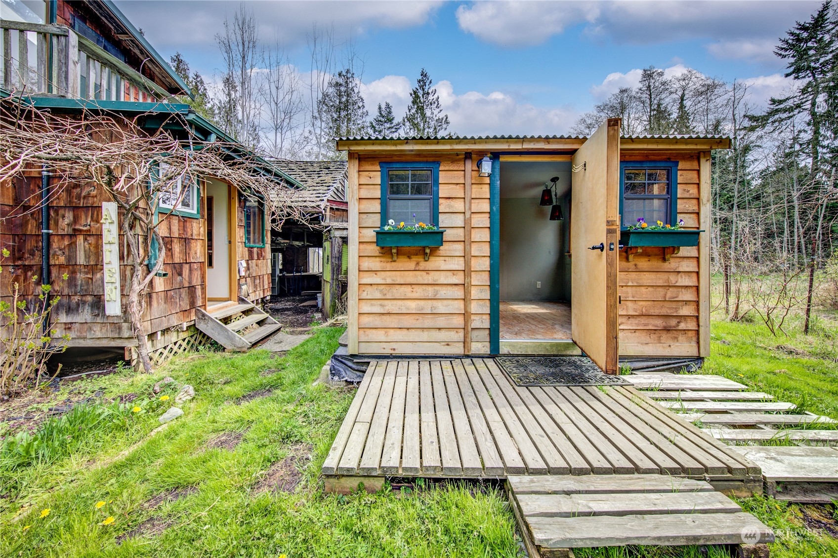900 Hidden Trail Road Port Townsend, WA 98368 - Photo 4 of 40 Gallery Image 4